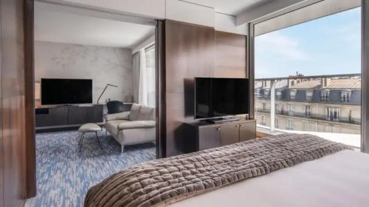 Renaissance Paris Arc de Triomphe - 117