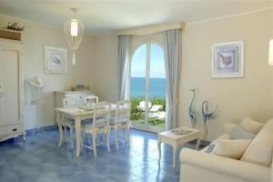 Baia Delphis Resort, Vasto