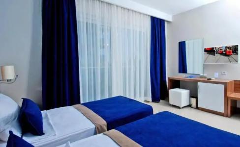 Kleopatra Ramira - All Inclusive - 102