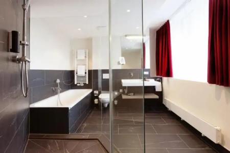 Vienna House Easy by Wyndham München - 41