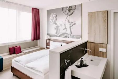 Vienna House Easy by Wyndham München - 28