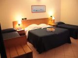 Standard Quadruple room with sea view