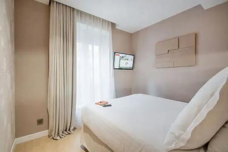 Novotel Paris Les Halles - 1
