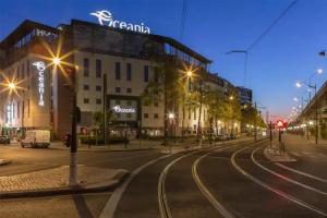 Oceania Porte De Versailles Mini-hotel, Paris