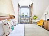 Superior Eiffel Tower Double room