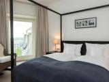Standard Double room with balcony and with lake view