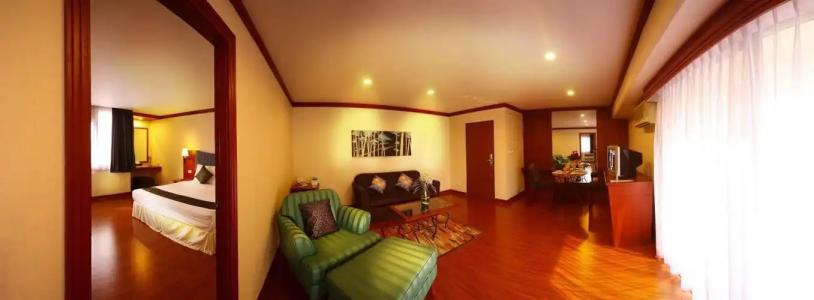 Baiyoke Suite - 6