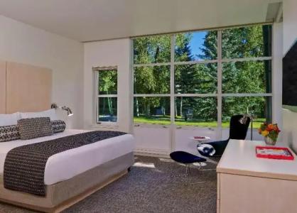 Aspen Meadows Resort - 15