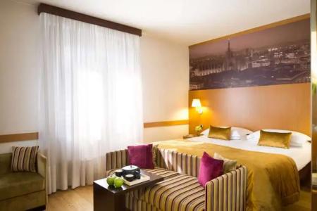 Starhotels Tourist - 13