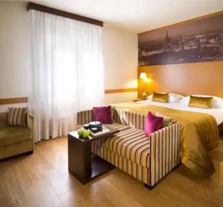 Starhotels Tourist - 11