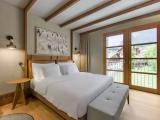 1 Bedroom Premier Suite with mountain view