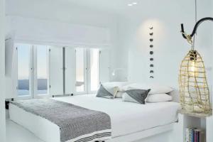 Cosmopolitan Suites - Small Luxury Hotels of the World, Fira