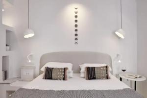 Cosmopolitan Suites - Small Luxury Hotels of the World, Fira