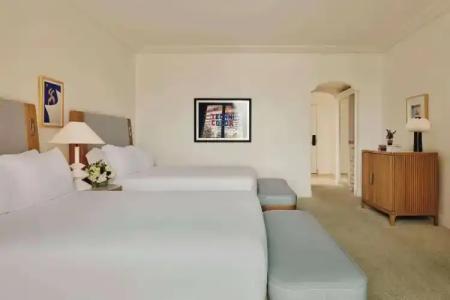 The Maybourne Beverly Hills - 76