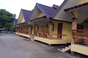 Bansuratwadee Resorts, Laem Sing