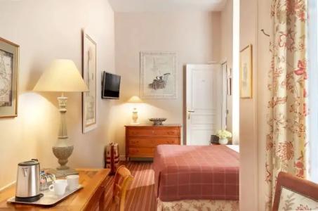 Relais Du Louvre - 137