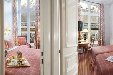 Relais Du Louvre - 123