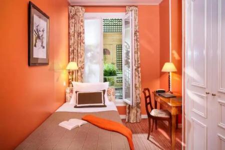 Relais Du Louvre - 111