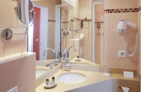 Relais Du Louvre - 114