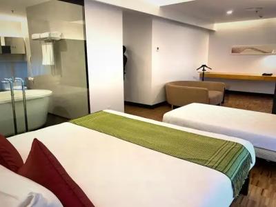 Maya Kuala Lumpur - 6