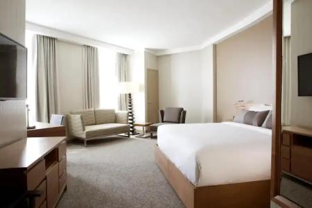 Grey Eagle Resort - 5