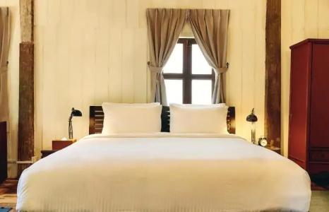 Temple Tree Resort - 318