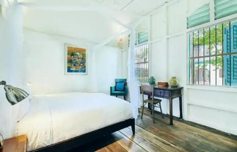 Temple Tree Resort - 328