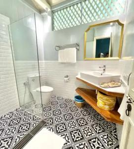 Temple Tree Resort - 300