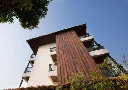Green Tiger House - 0