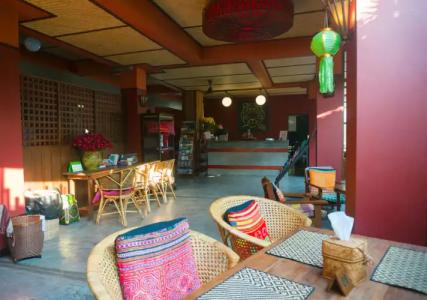 Green Tiger House - 16