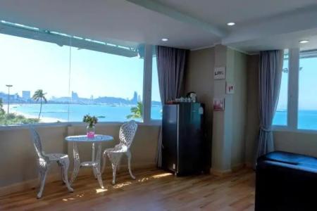The Beach Front Resort, Pattaya - 181
