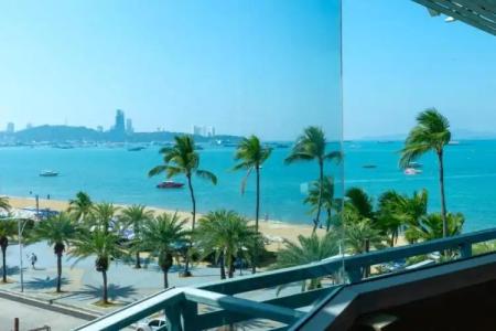 The Beach Front Resort, Pattaya - 178