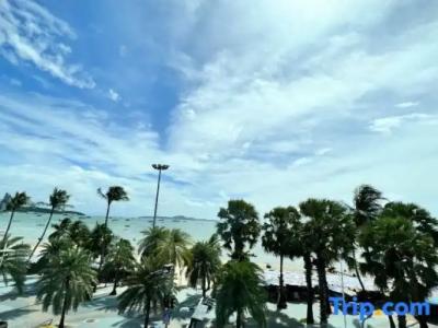 The Beach Front Resort, Pattaya - 220