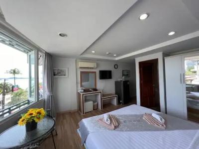 The Beach Front Resort, Pattaya - 124