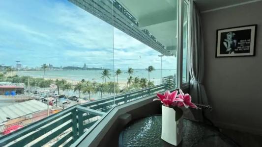 The Beach Front Resort, Pattaya - 128