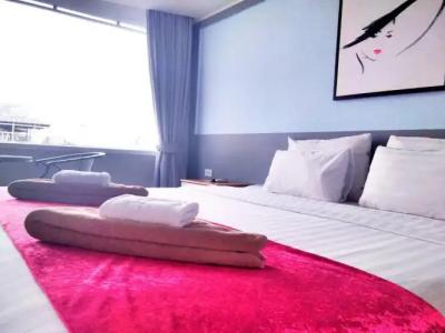 The Beach Front Resort, Pattaya - 117