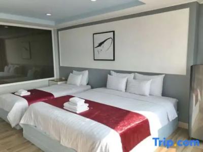 The Beach Front Resort, Pattaya - 213