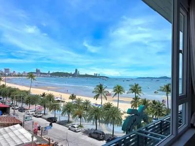 The Beach Front Resort, Pattaya - 28