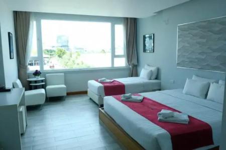 The Beach Front Resort, Pattaya - 71