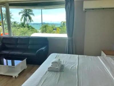 The Beach Front Resort, Pattaya - 174
