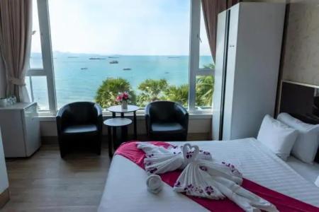 The Beach Front Resort, Pattaya - 147