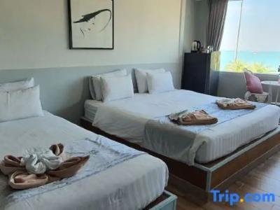 The Beach Front Resort, Pattaya - 216