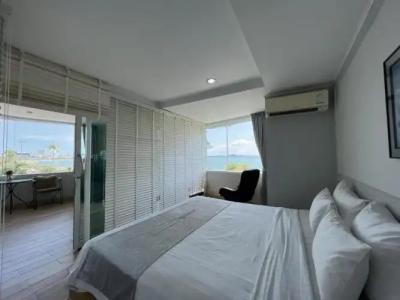 The Beach Front Resort, Pattaya - 167
