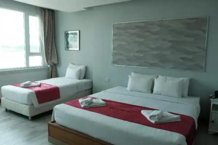 The Beach Front Resort, Pattaya - 113