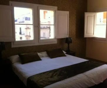 Medium Sitges 1883 - 4