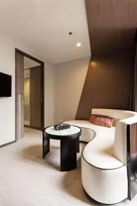Hyatt Place Bangkok Sukhumvit 1 - 28