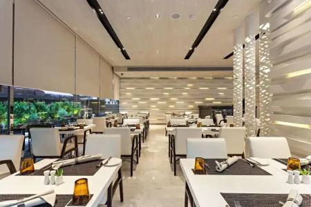 Hyatt Place Bangkok Sukhumvit 1 - 16