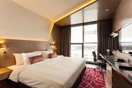 Hyatt Place Bangkok Sukhumvit 1 - 6