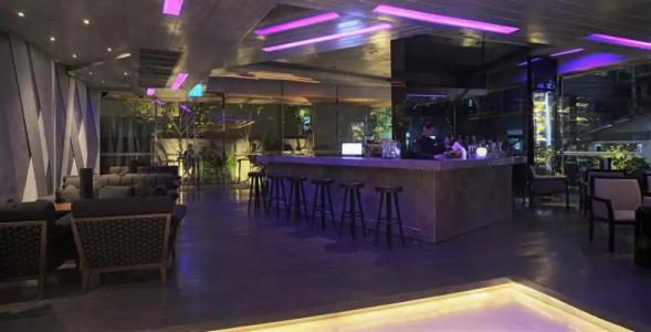 Hyatt Place Bangkok Sukhumvit 1 - 13