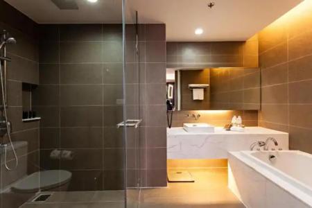 Hyatt Place Bangkok Sukhumvit 1 - 41